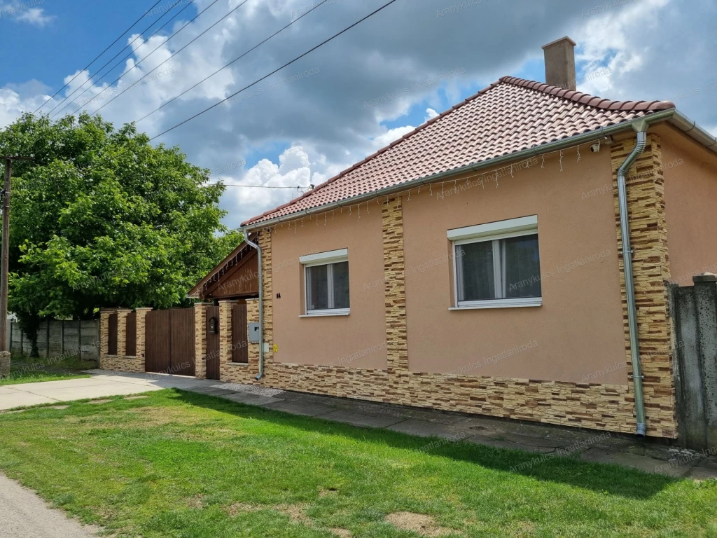 Eladó Családi ház Eleken!