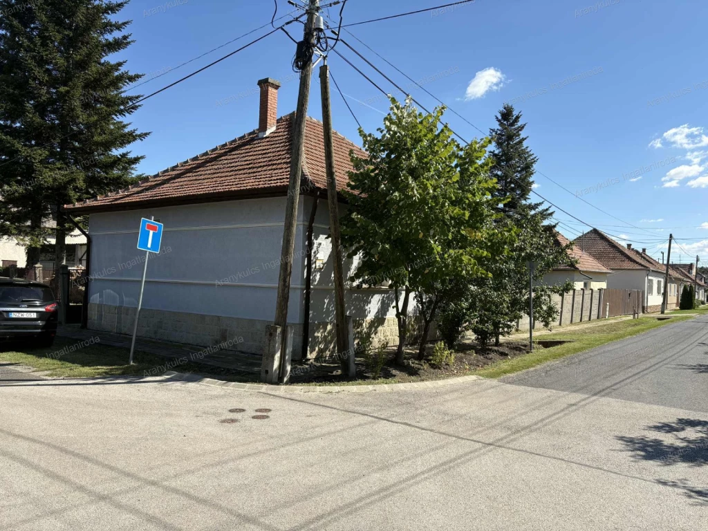 Eladó felújítandó családi ház Gyulán!