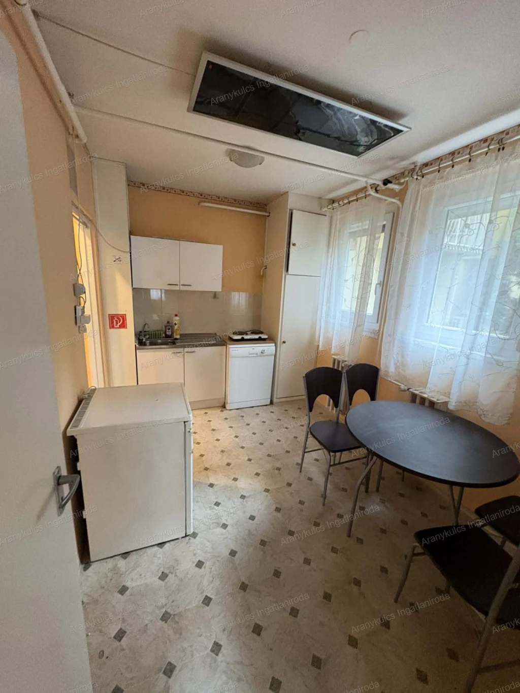 c3-1-name c2-20-name, Gyula, Paradicsom