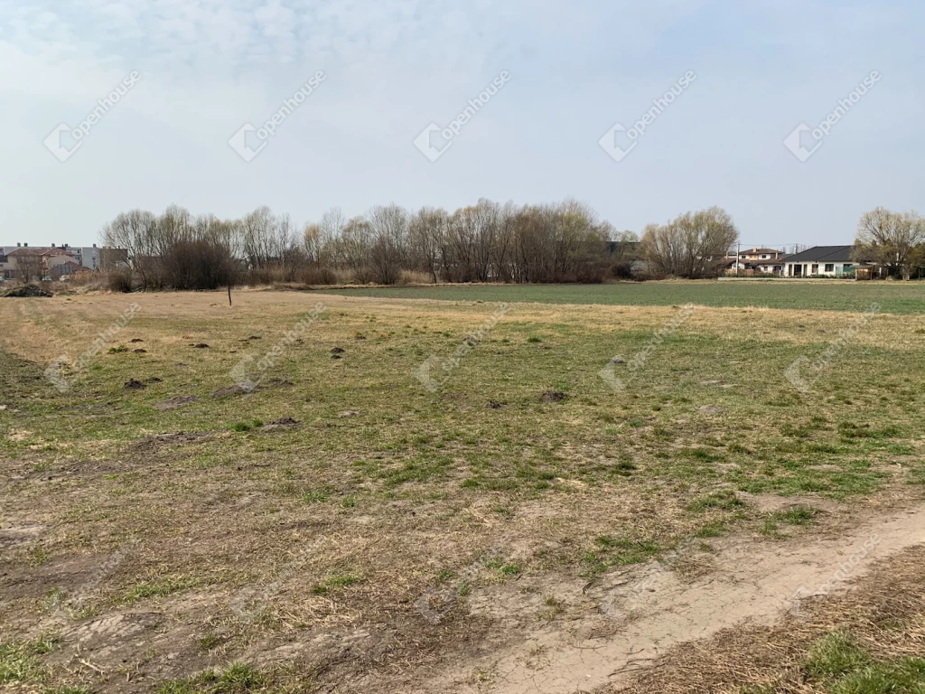 For sale building plot, Monor, Zolyom utca