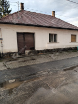 Eladó ingatlan Monor központjában – Kiváló üzleti lehetőség! ??