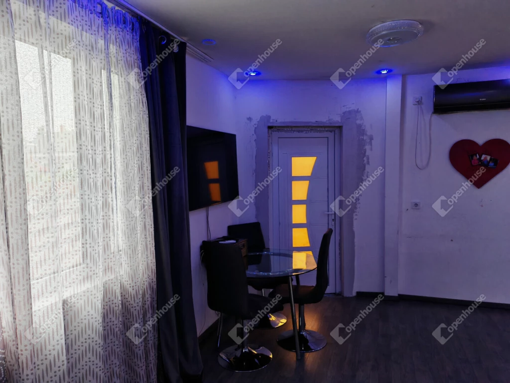 Üllőn központhoz közel