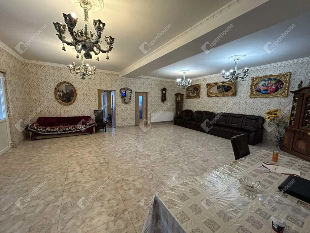 Eladó Családi ház Pilis központjában!