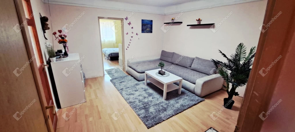 Otthonos családi ház Pilisen melléképülettel és kandallós hangulattal!