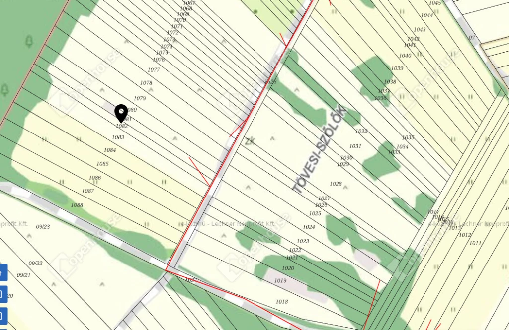 Eladó telek Péteriben