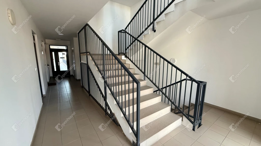 For sale brick flat, Monor, Ady Endre utca