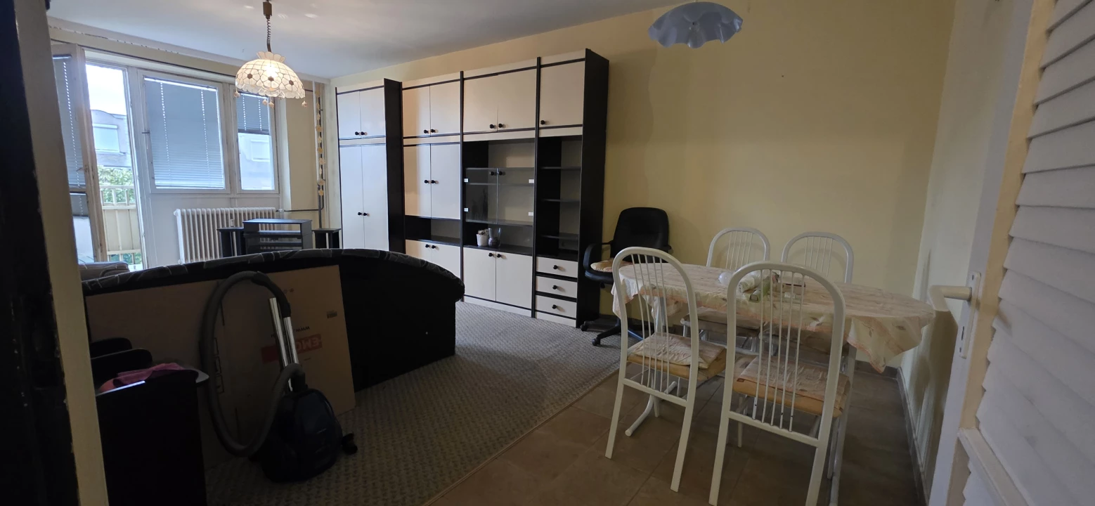 For sale panel flat, Dunaújváros