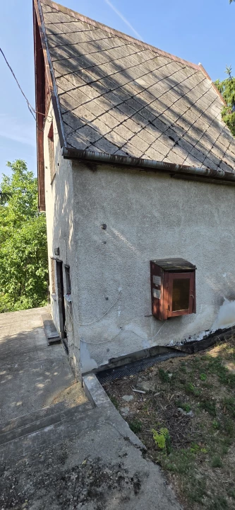 For sale weekend house, Kulcs