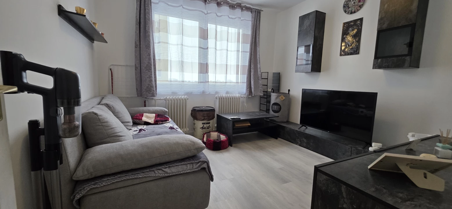 For sale panel flat, Dunaújváros