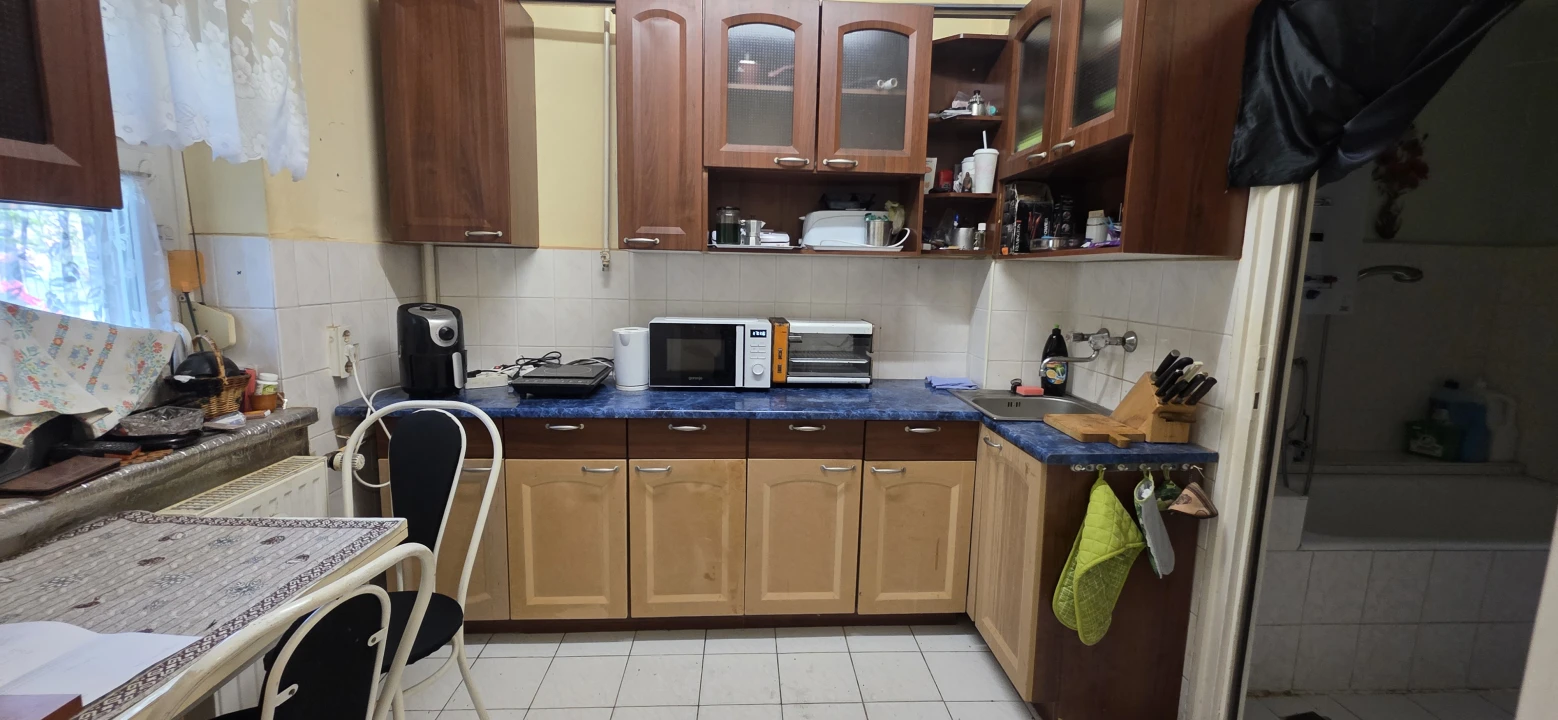 Eladó téglalakás, Dunaújváros