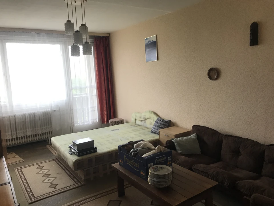 Eladó panellakás, Dunaújváros