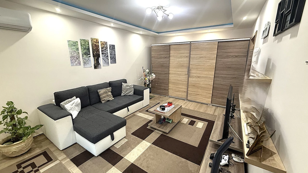 Eladó panellakás, Nyíregyháza, Szalag utca 2