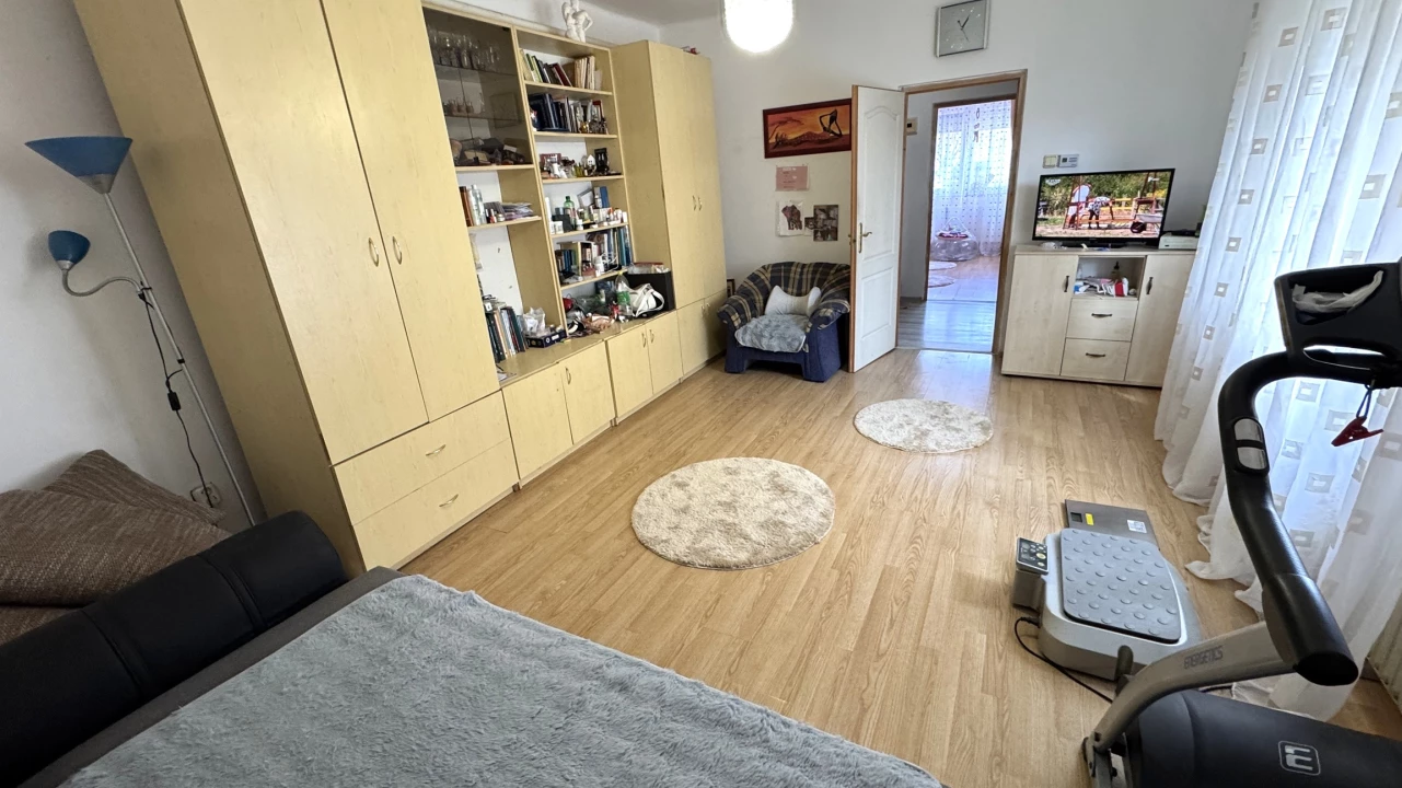 Eladó családi ház, Biri