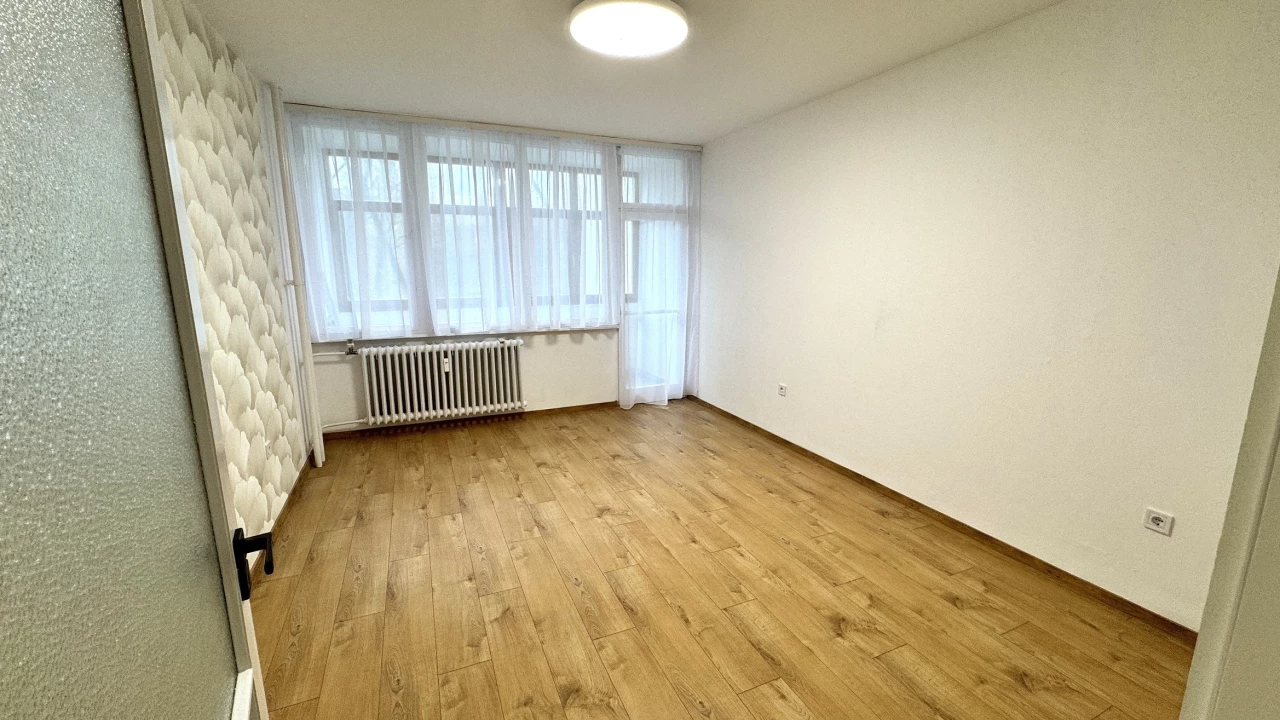 For sale panel flat, Nyíregyháza