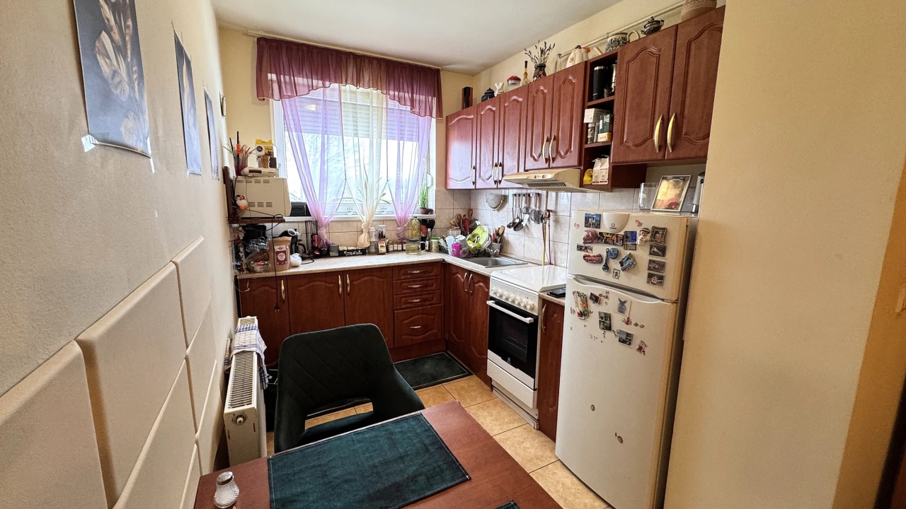 Eladó téglalakás, Nyíregyháza