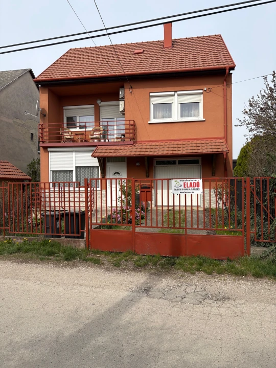 Eladó családi ház, Székesfehérvár