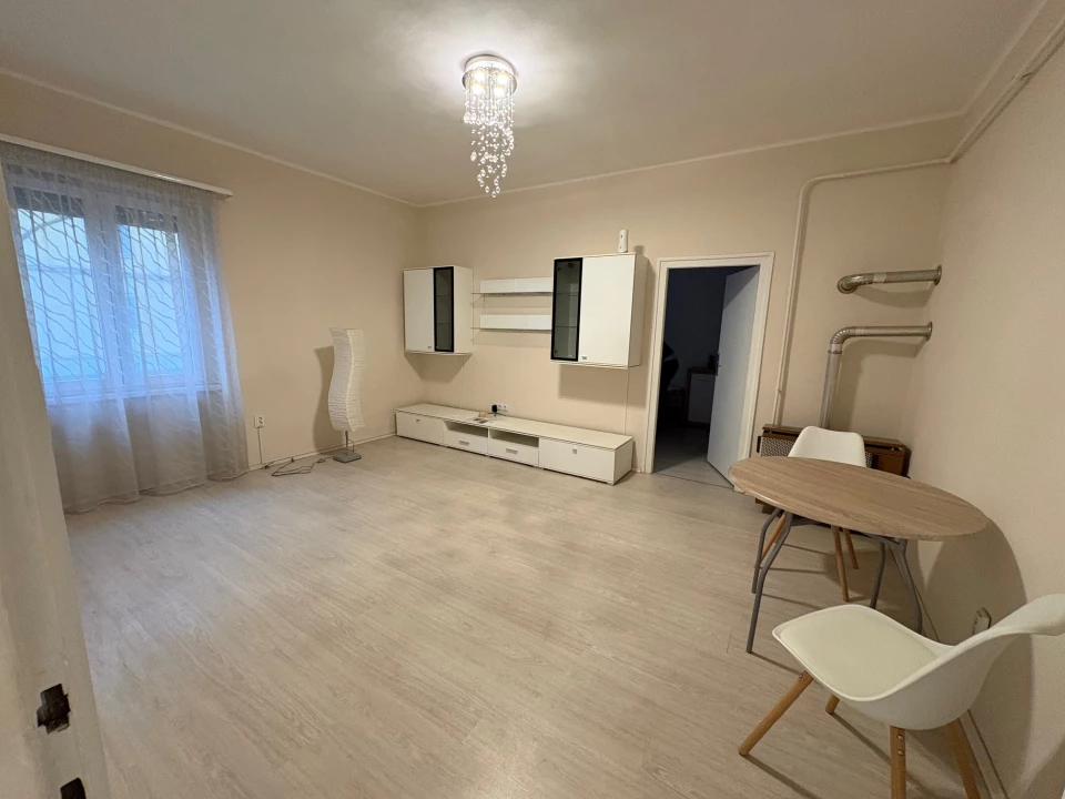 For sale brick flat, Székesfehérvár