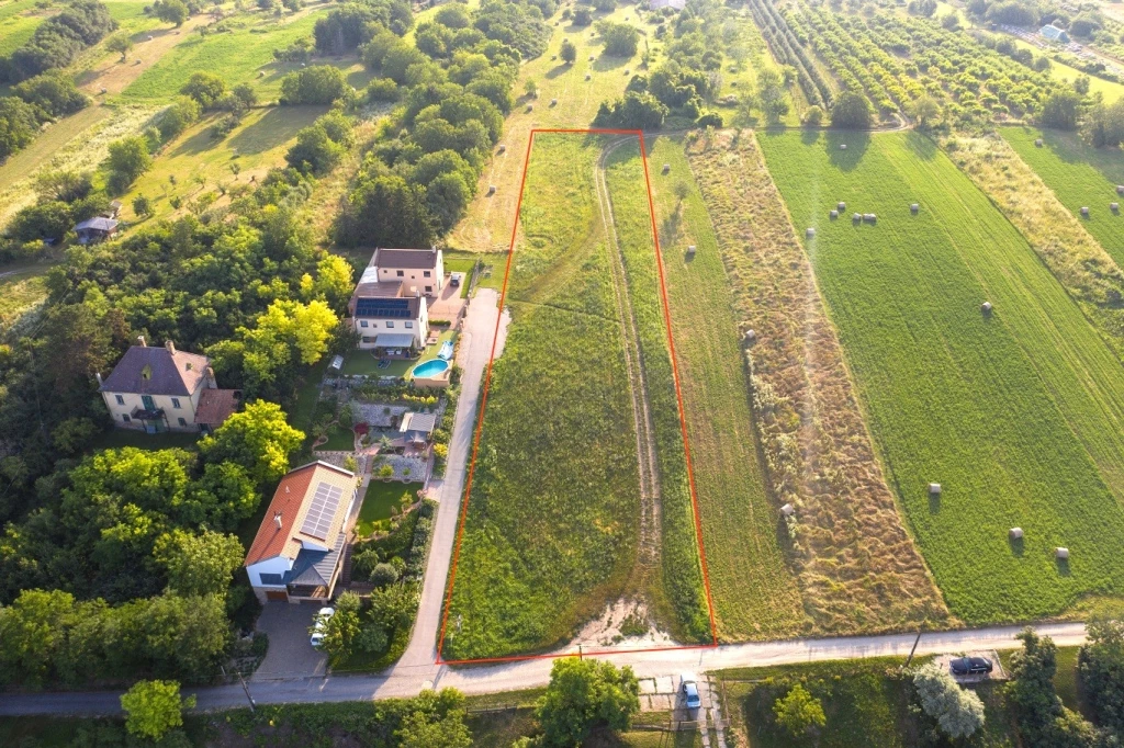 Eladó 4868 m2 építési telek, Győr