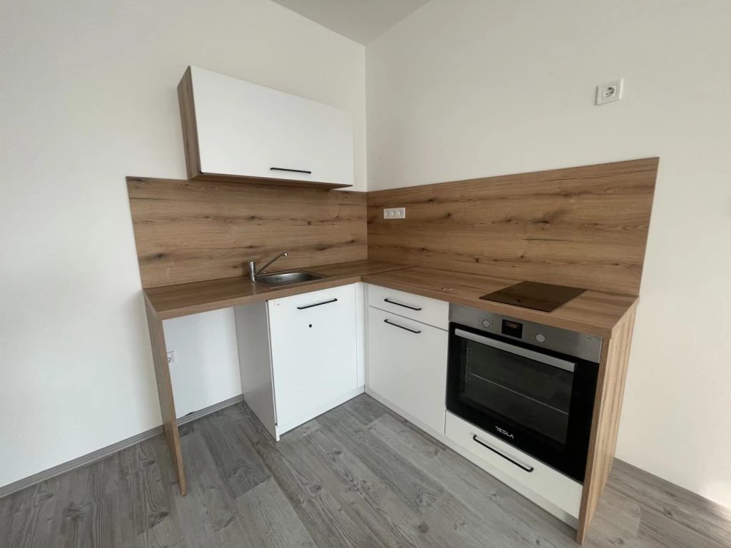 Eladó 48 m2 új építésű tégla lakás, Győr