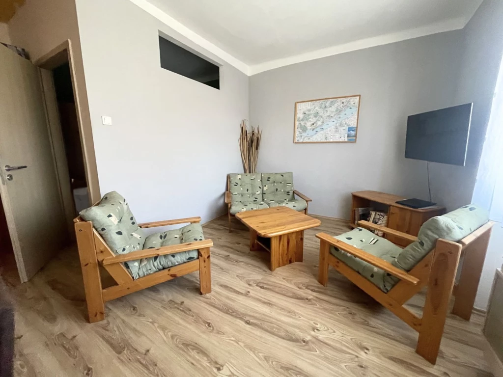 Eladó 38 m2 tégla lakás, Győr