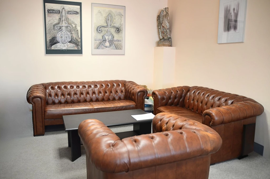 Kiadó 60 m2 iroda irodaházban, Győr