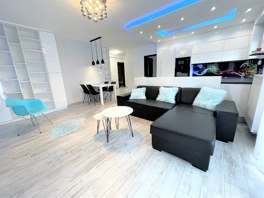 c3-2-name c2-19-name, Győr, Révfalu