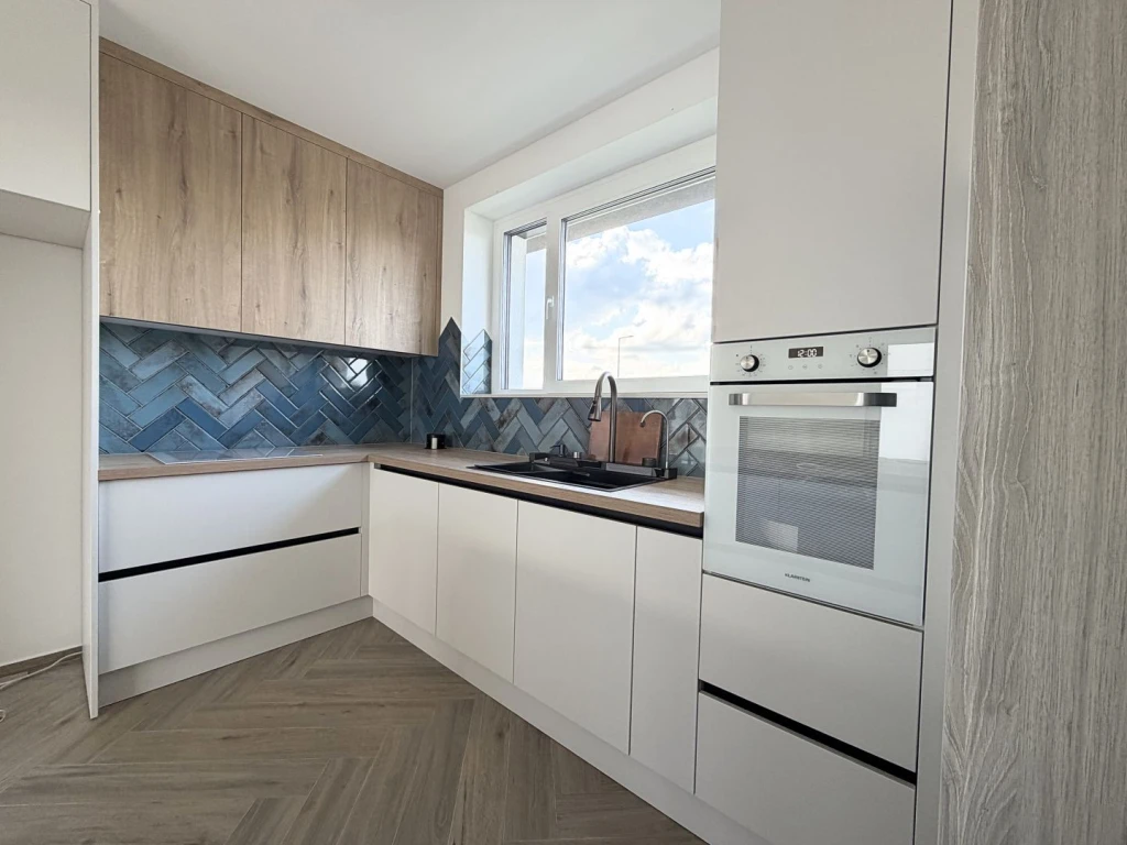 Eladó 110 m2 családi ház, Győrújbarát