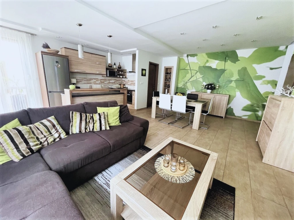 c3-1-name c2-2-name, Győr, Győrszabadhegy