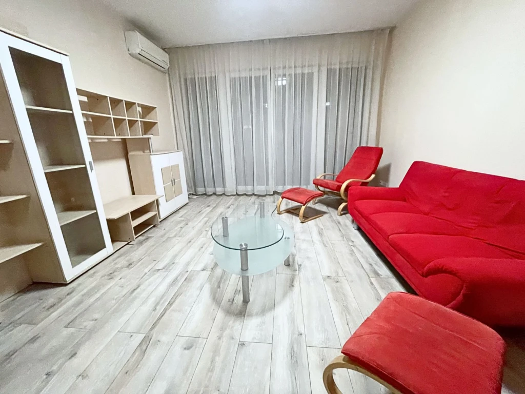 Kiadó 55 m2 tégla lakás, Győr