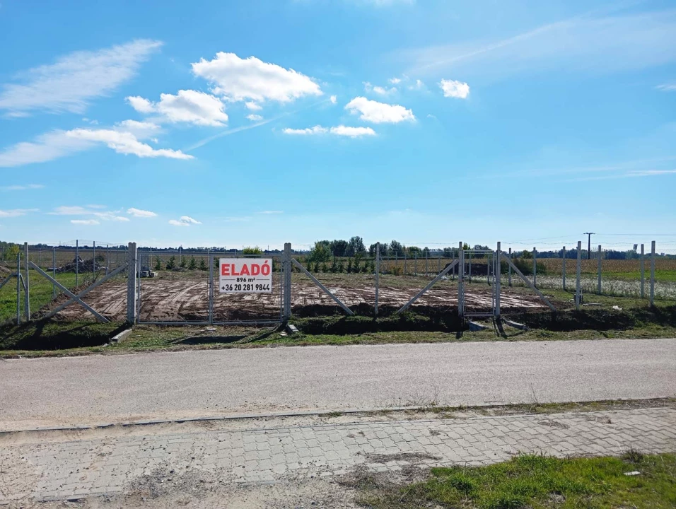 For sale building plot, Kulcs, Jármai Károly utca 3