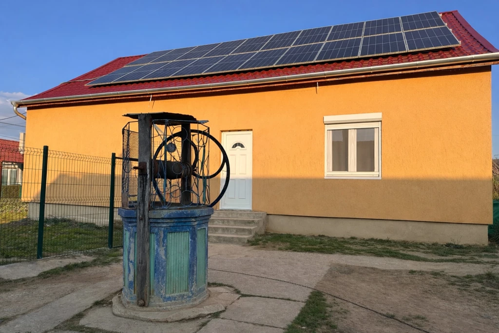 Energiahatékony 3 szobás családi ház eladó Babosdöbrétén – 12,5 kW-os napelemrendszerrel!