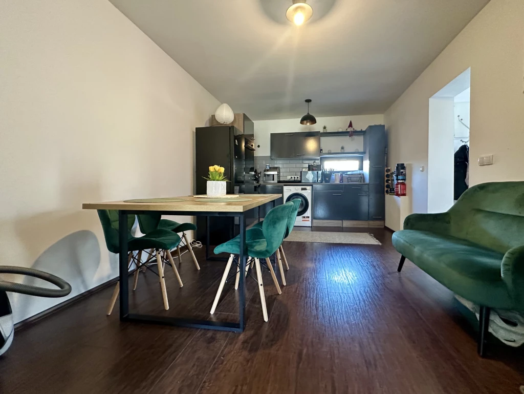 Belső felújításon átesett 50m² családi ház Keszthelyen