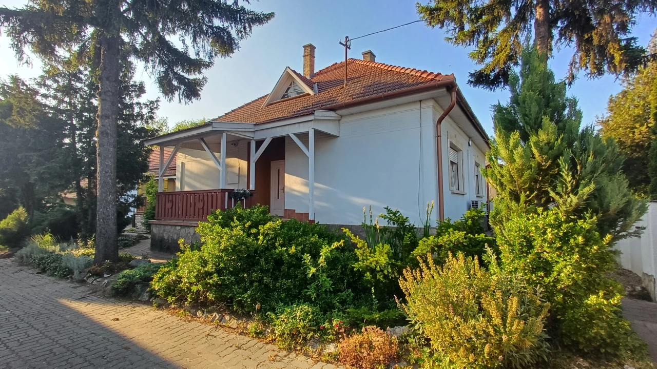 Eladó családi ház, Tápiószecső