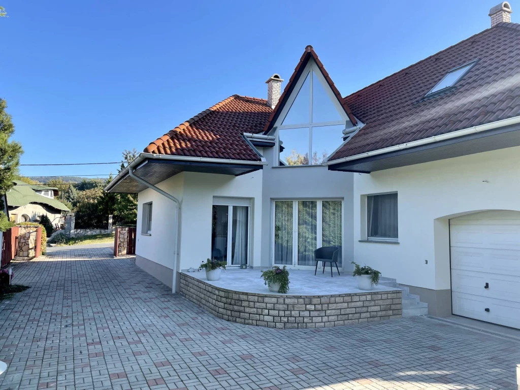 For sale house, Vértesszőlős
