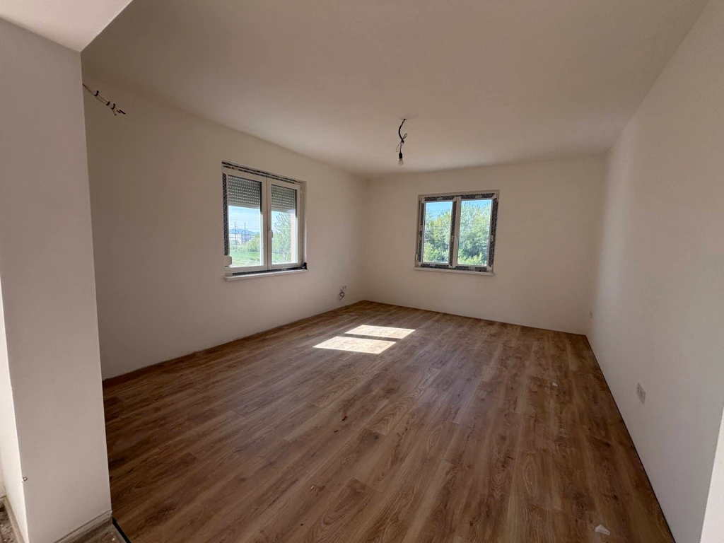 c3-1-name c2-23-name, Tatabánya