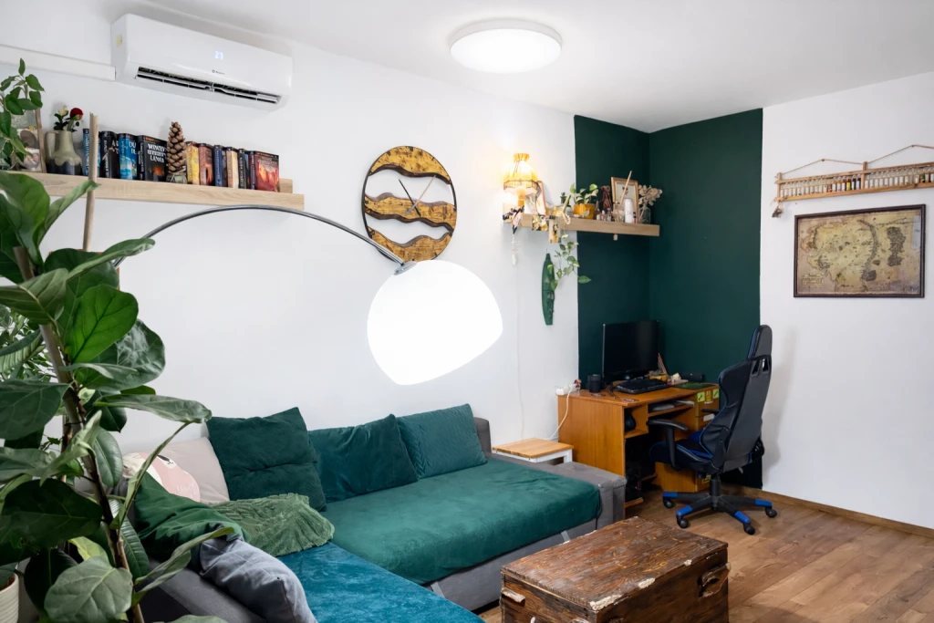 Eladó egyéb lakás, Tata