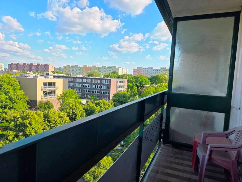 Kiváló elhelyezkedés, remek közlekedés, erkélyes lakás a Bikás park közelében!