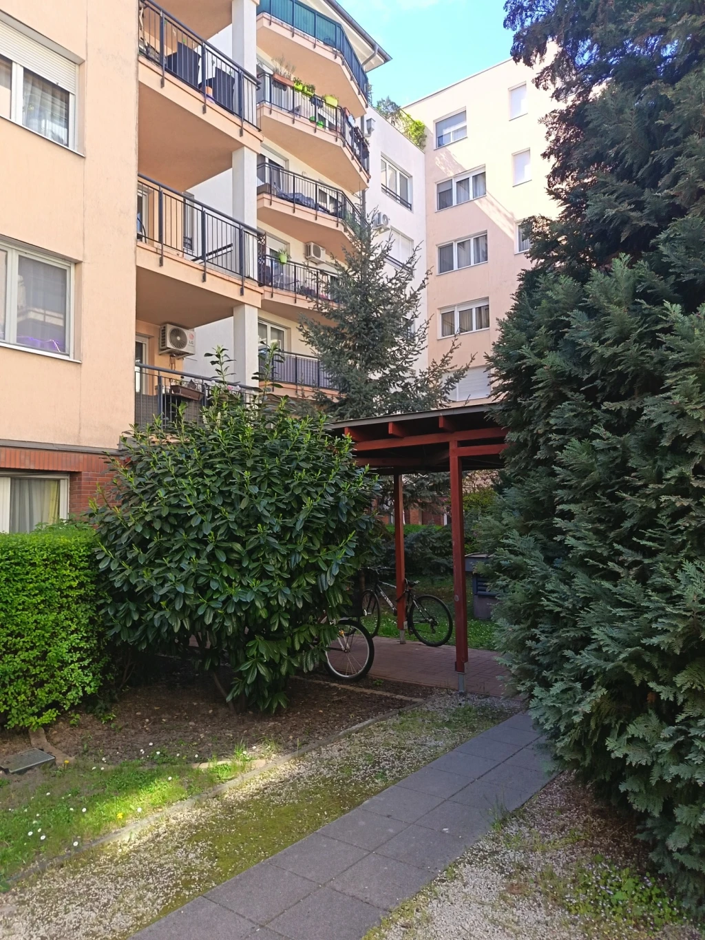 c3-1-name c2-19-name, Budapest XIV. kerület, Ilka utca