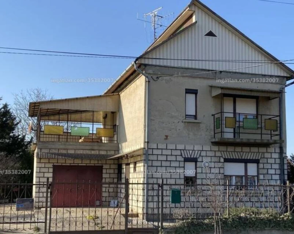 Eladó családi ház, Bugacpusztaháza