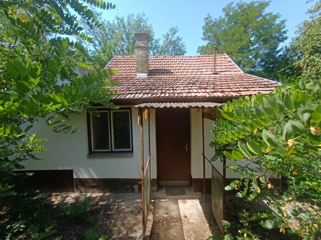 Eladó tanya, Bugac