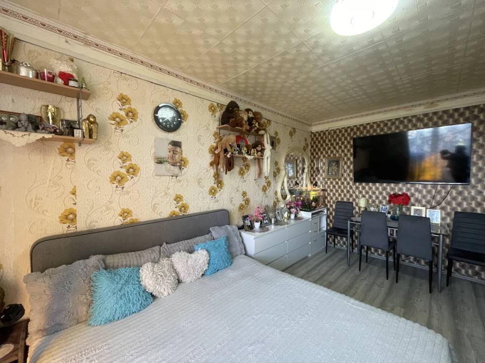 Eladó panellakás, Miskolc