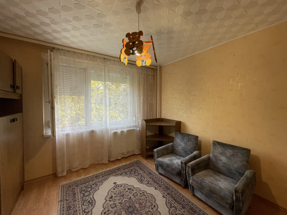 Eladó panellakás, Miskolc