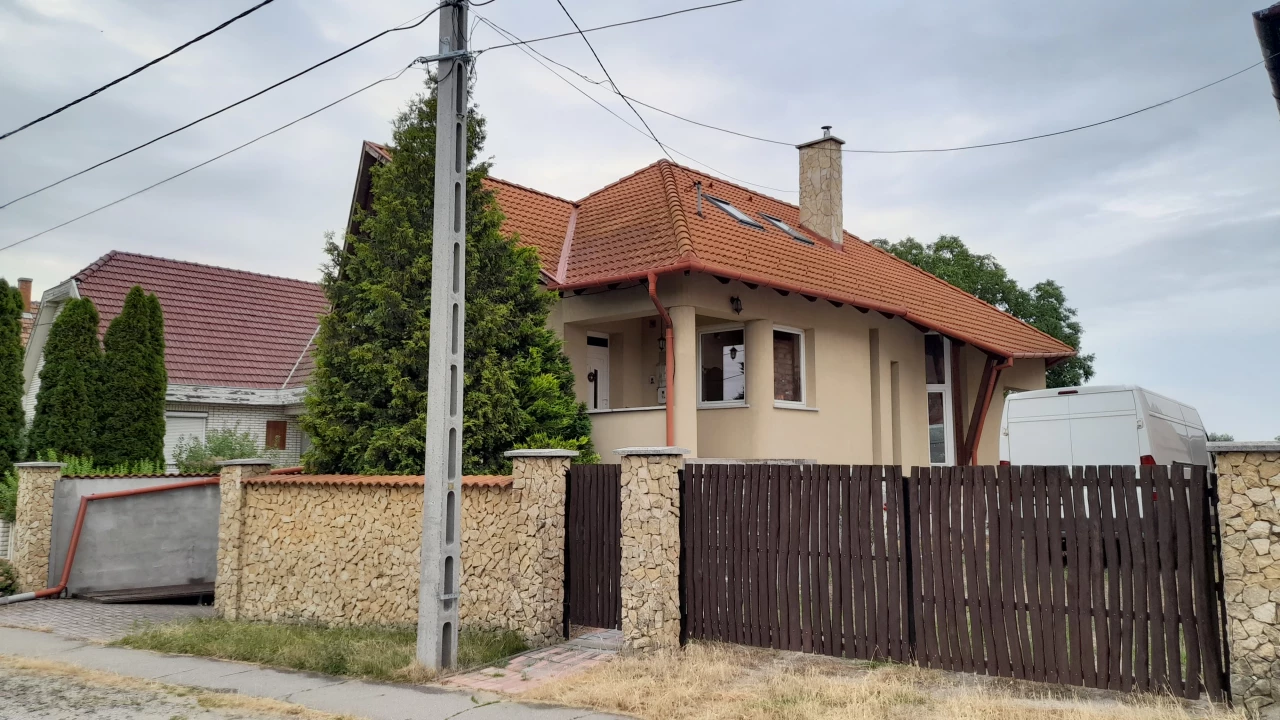 For sale house, Tura