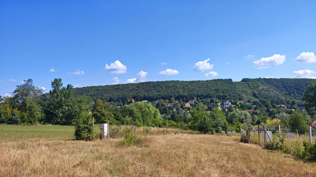 c3-1-name c2-50-name, Remeteszőlős, Nagykovácsi út