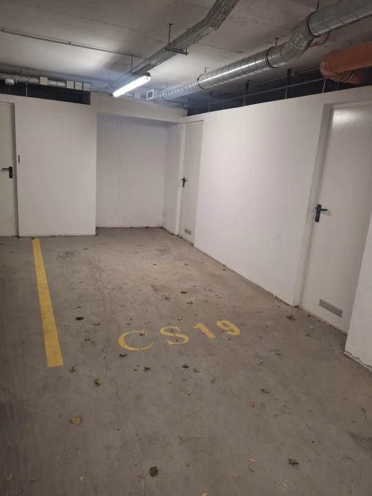 Eladó teremgarázs, Budapest XIII. kerület