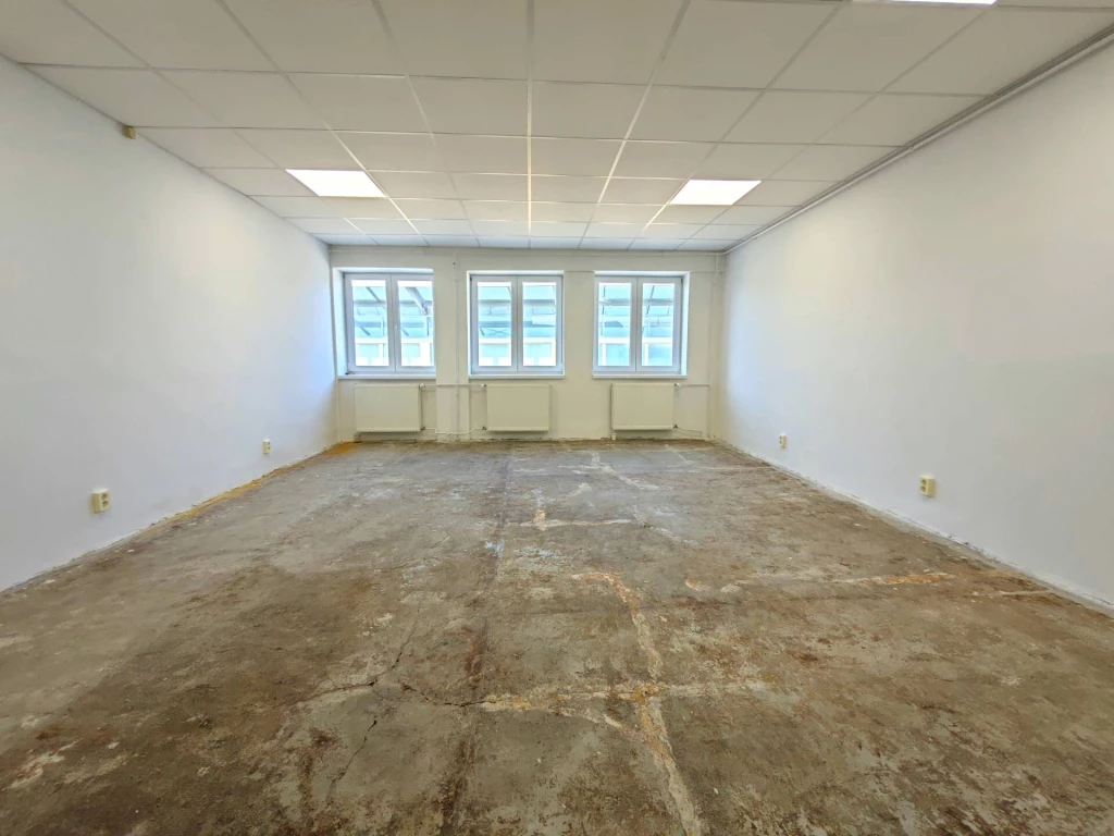 Iroda bérbeadása – Miskolc, Zsolcai Kapu