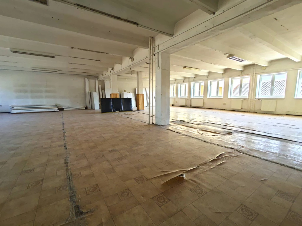 Iroda bérbeadása – Miskolc, Zsolcai Kapu