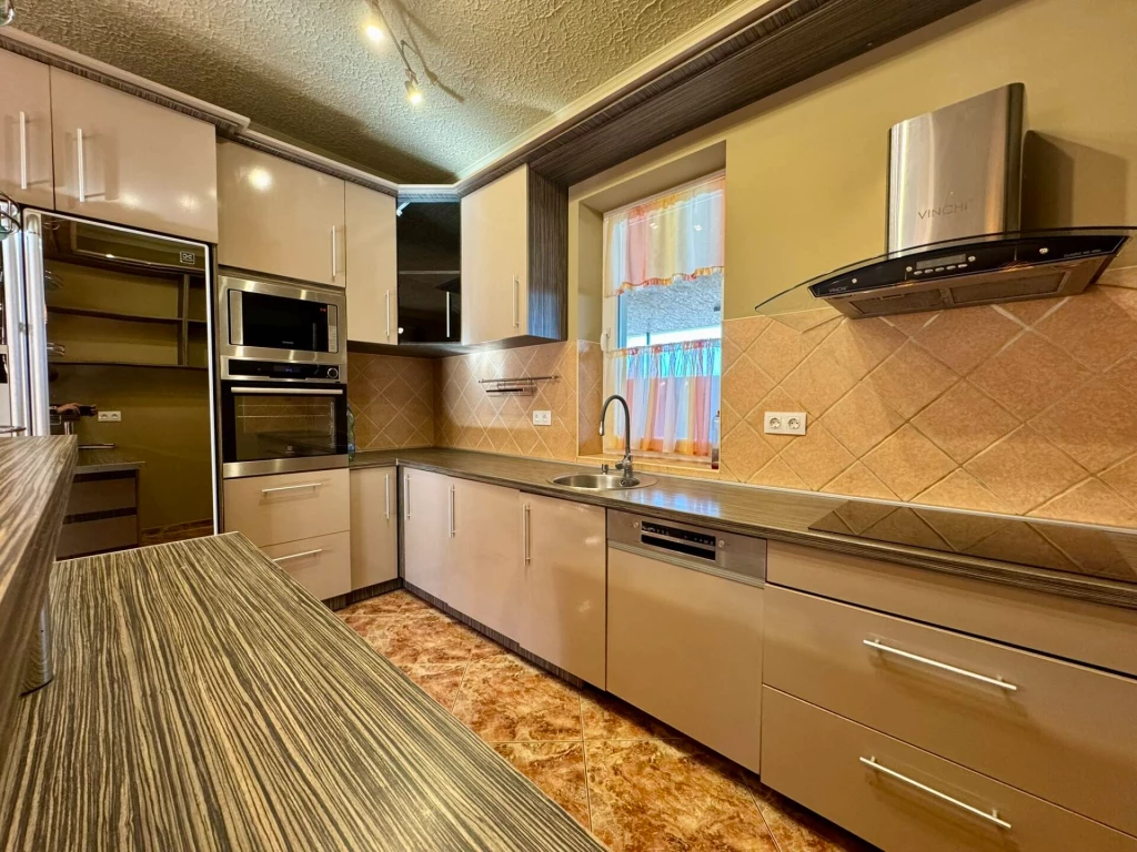 Világos, tágas családi otthon eladó – ahol igazán jó érzés hazaérni!