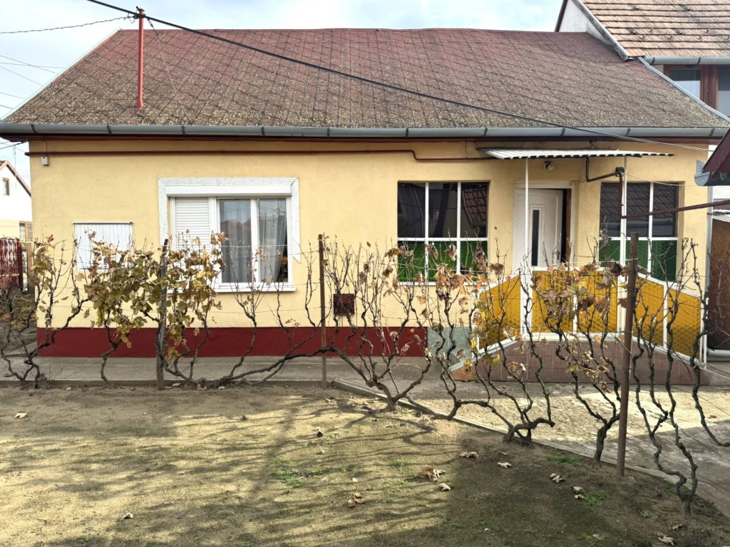 Eladó hangulatos családi ház Debrecen–Gerébytelep kedvelt részén!