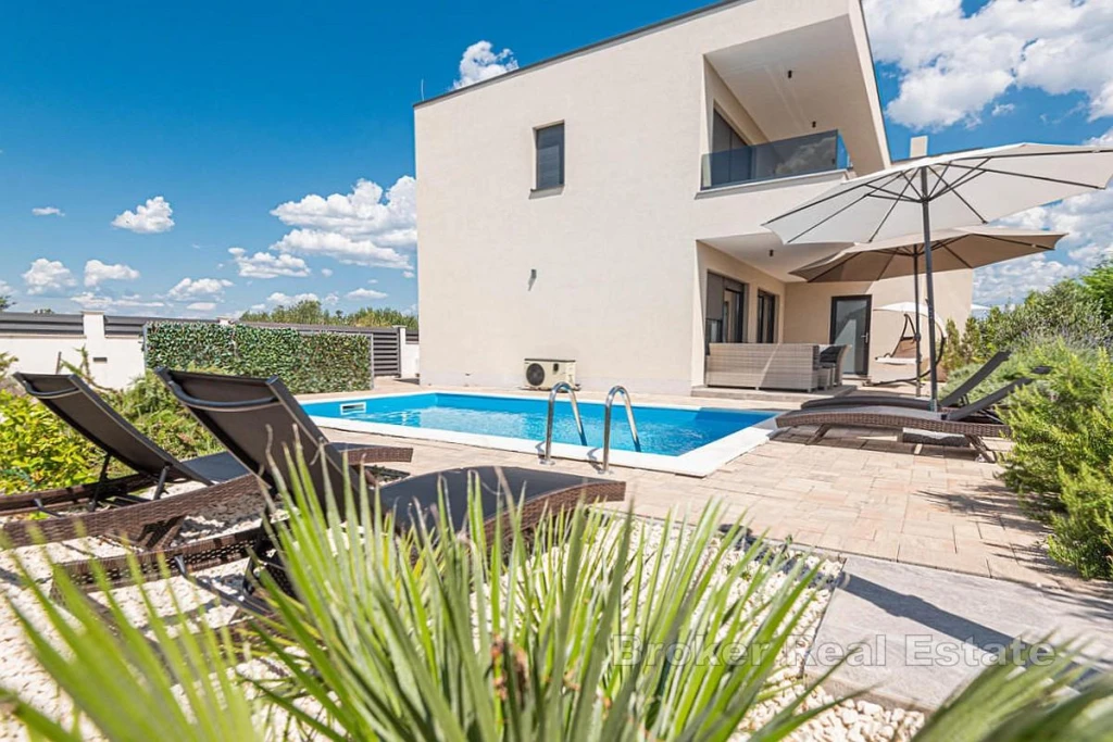 Villa with a pool